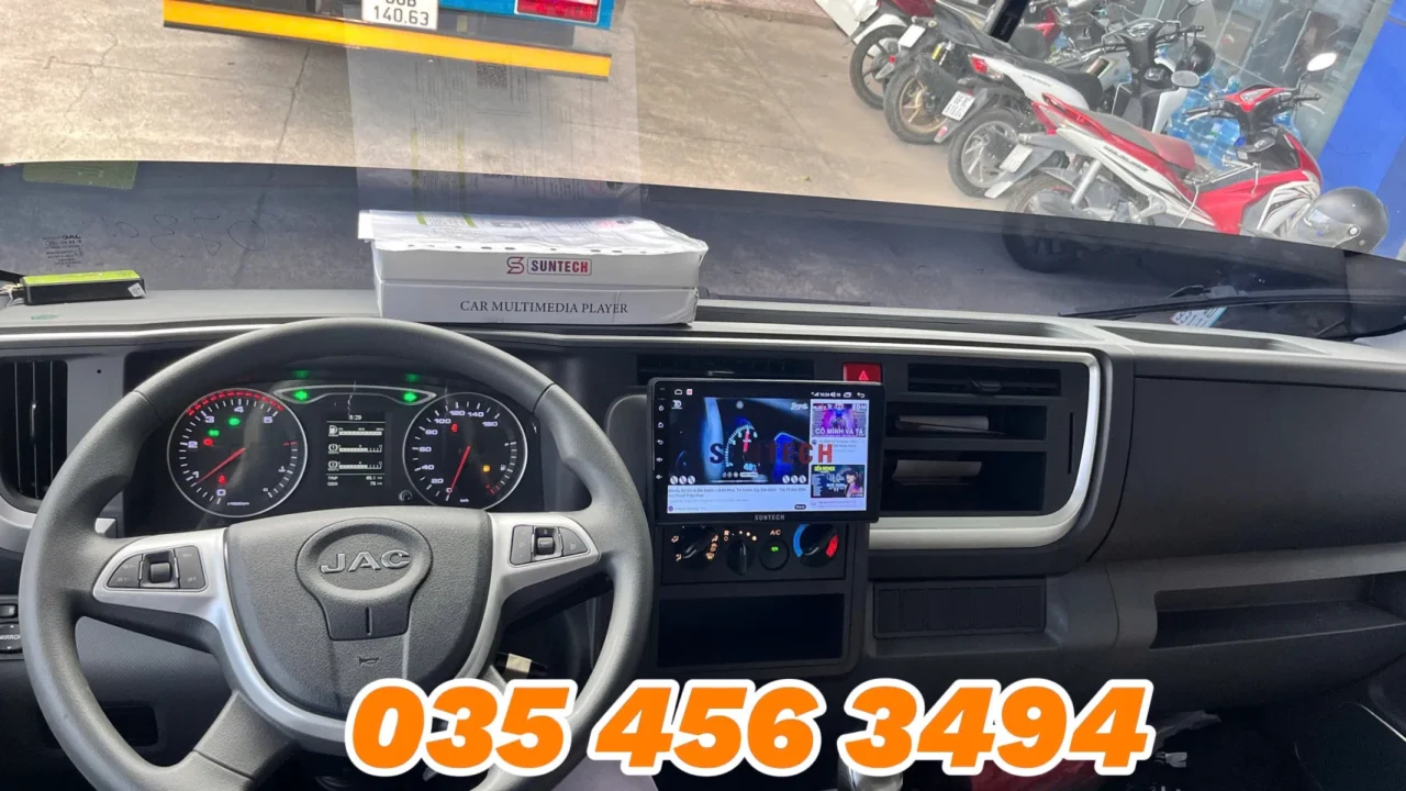 Nội thất rộng rãi tiện nghi xe tải JAC N750 PLUS E5