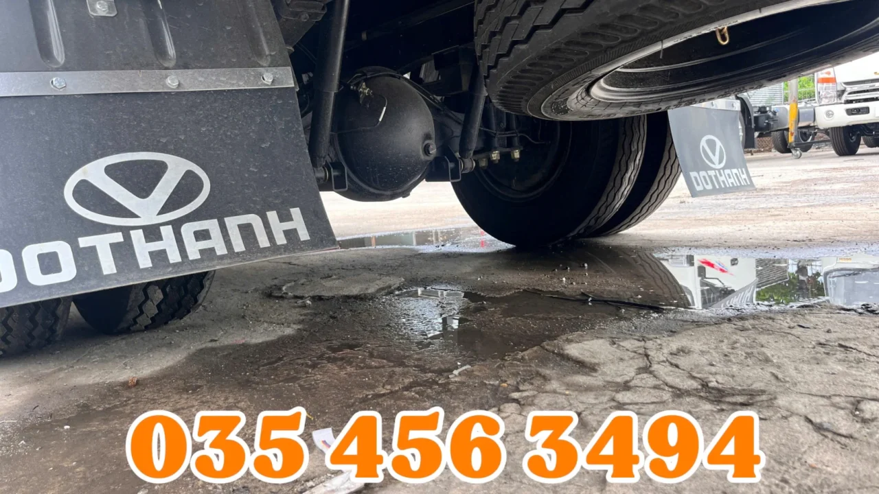1786006355387_1926065554335331038_1926065554335331038_9e4579214ce55d29df50da92f59913d1 IZ65M PLUS Euro 5: Giá Lăn Bánh Xe Tải Đô Thành Mới Nhất