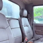 KIA K165 Thùng Kín Đời 2015 – Xe Tải 2.3 Tấn Giá Tốt